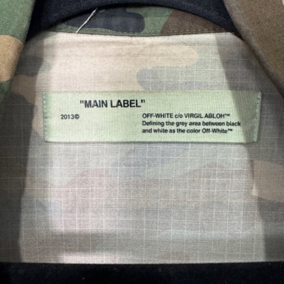 Off White Camouflage Military-Style Field Jacket - Picture 2 of 5